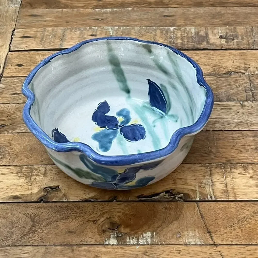 Studio Pottery Ceramic Bowl 7.25